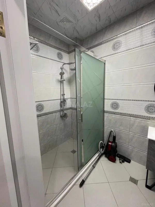 Kirayə verilir 3 otaqlı mənzil 125 m²