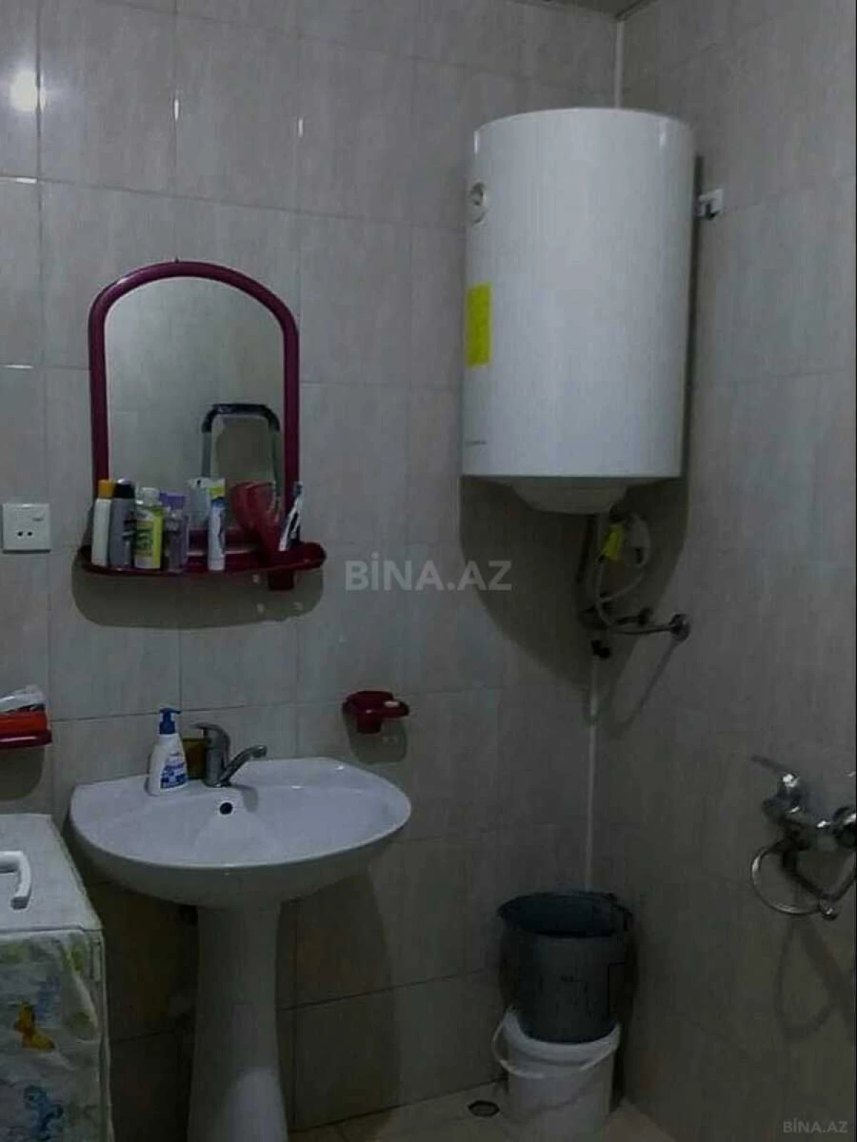 Satılır 1 otaqlı mənzil 40 m²