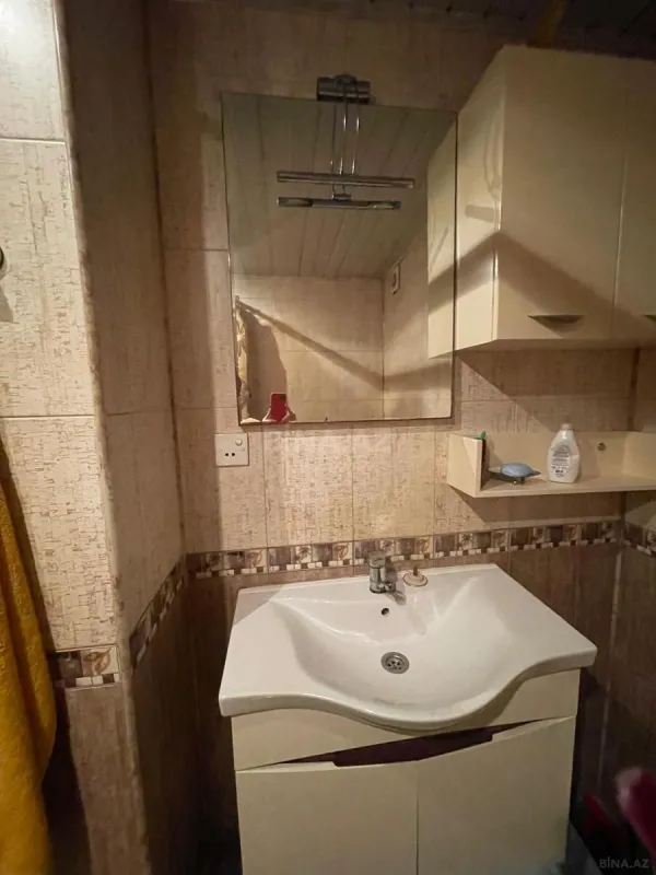 Kirayə verilir 4 otaqlı mənzil 170 m²