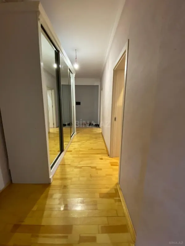 Kirayə verilir 4 otaqlı mənzil 120 m²