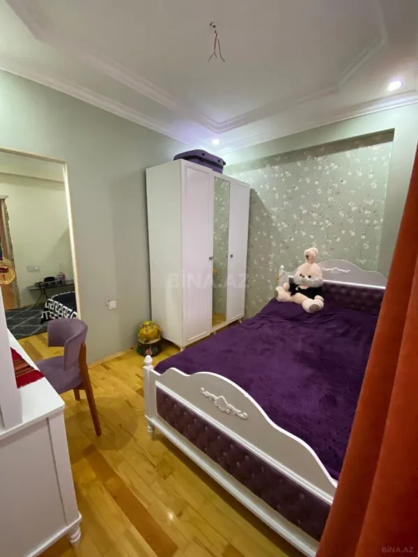 Kirayə verilir 4 otaqlı mənzil 120 m²