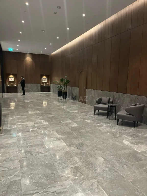 Satılır 2 otaqlı mənzil 97.8 m²