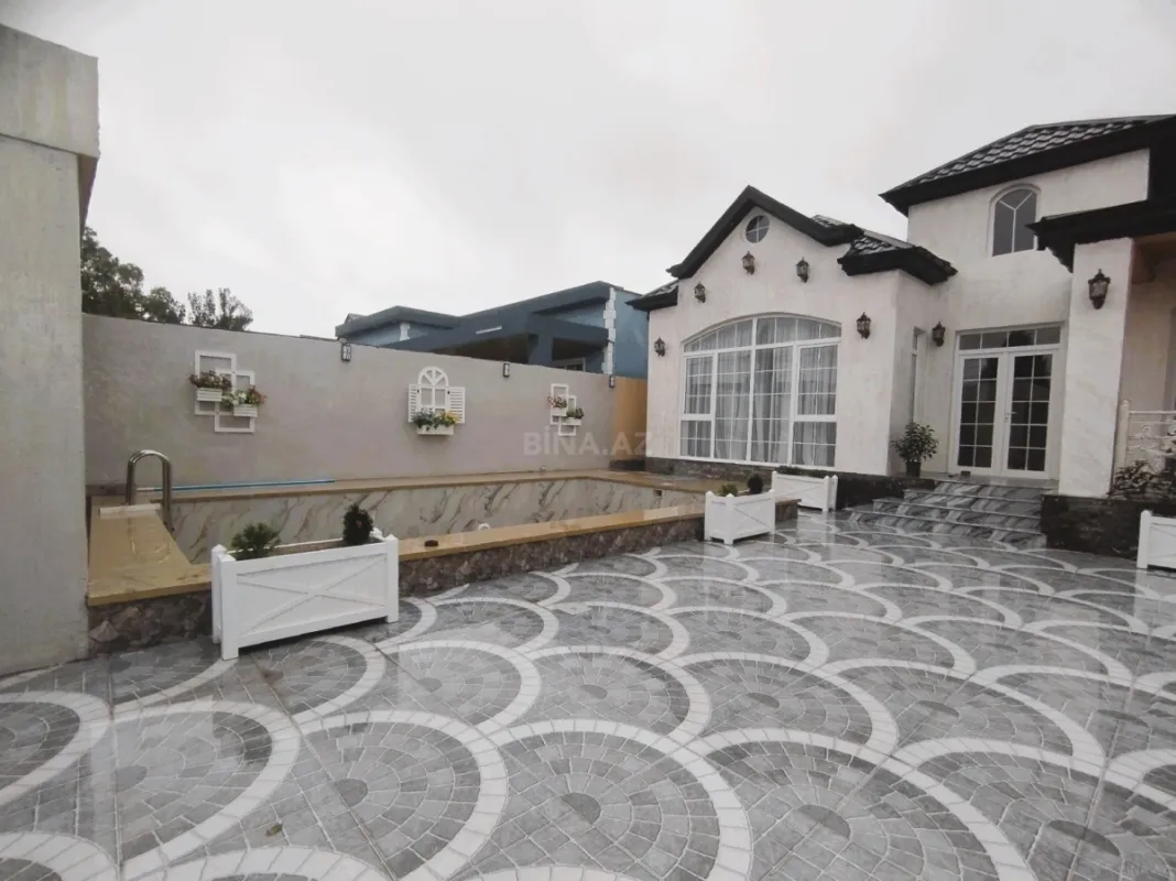 Satılır 5 otaqlı həyət evi 170 m²