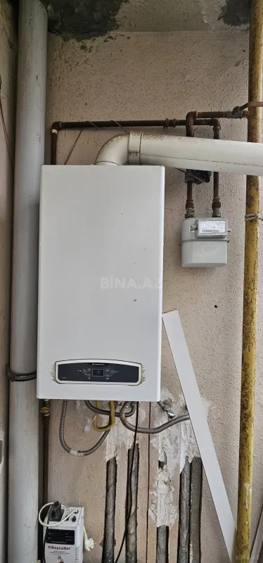 Kirayə verilir 2 otaqlı mənzil 100 m²