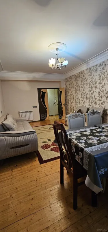 Kirayə verilir 2 otaqlı mənzil 100 m²