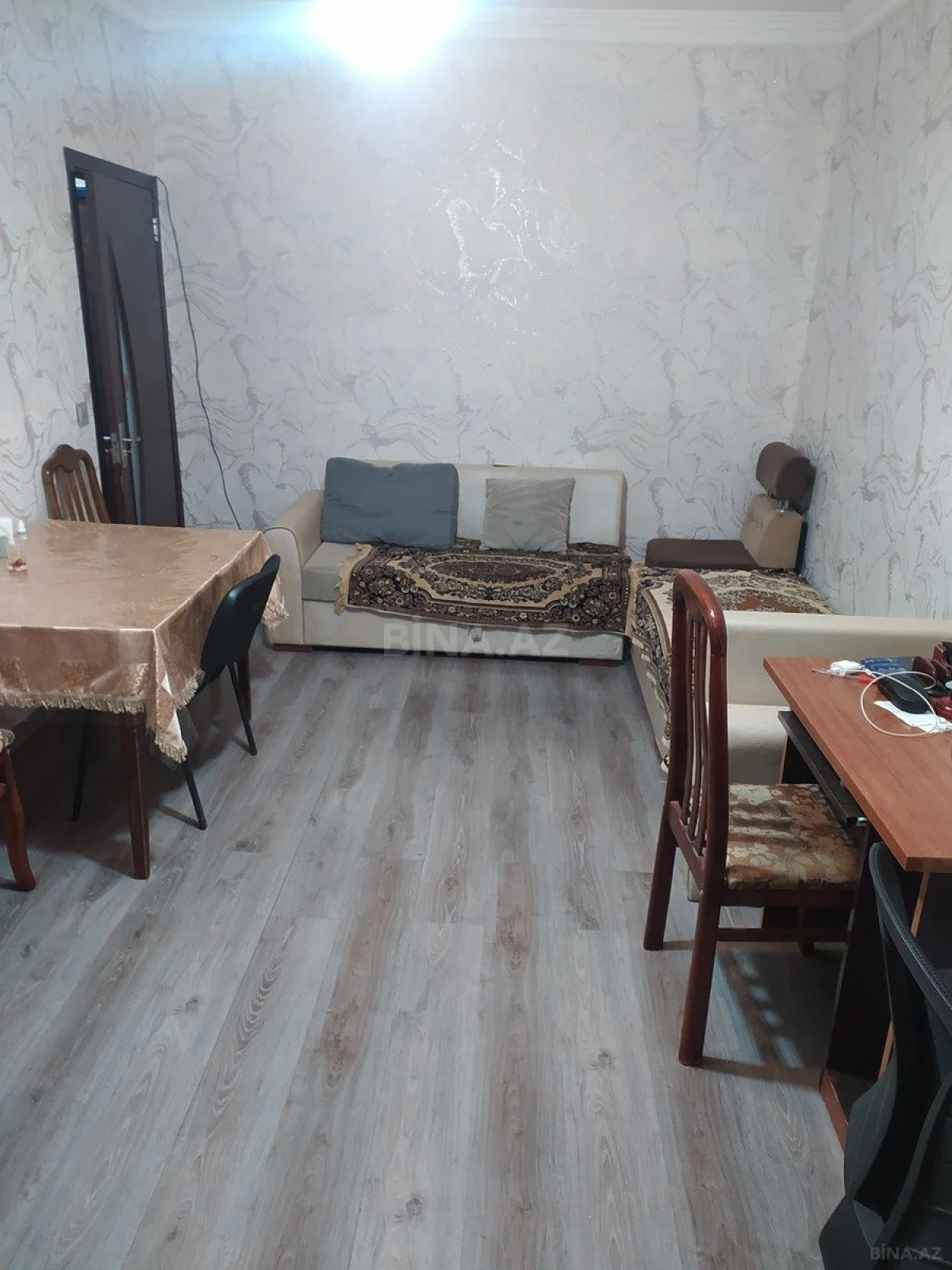 Satılır 2 otaqlı mənzil 55 m²
