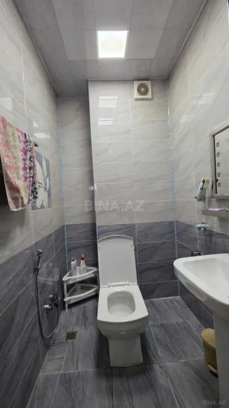 Satılır 3 otaqlı mənzil 126 m²
