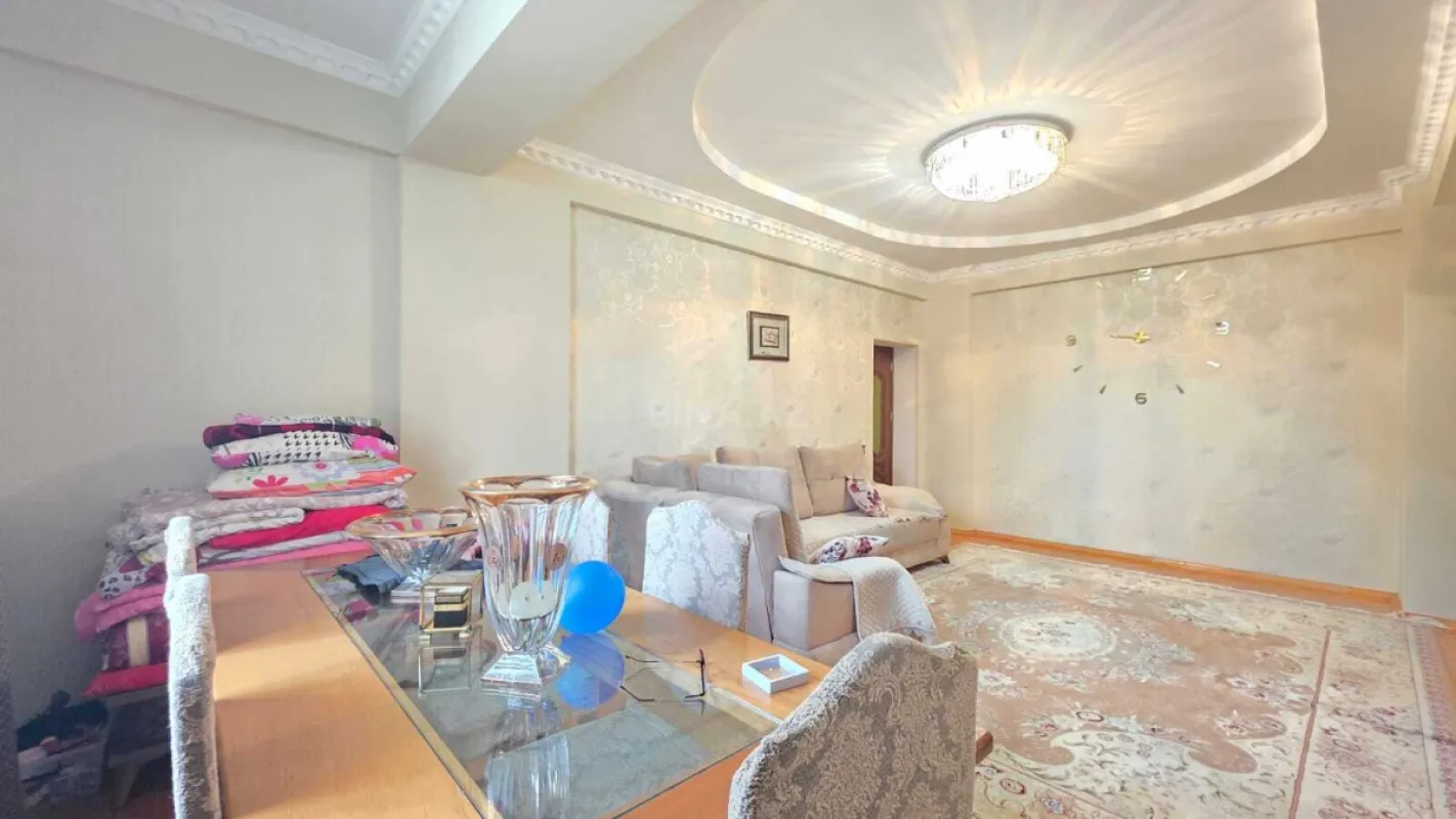 Satılır 3 otaqlı mənzil 126 m²