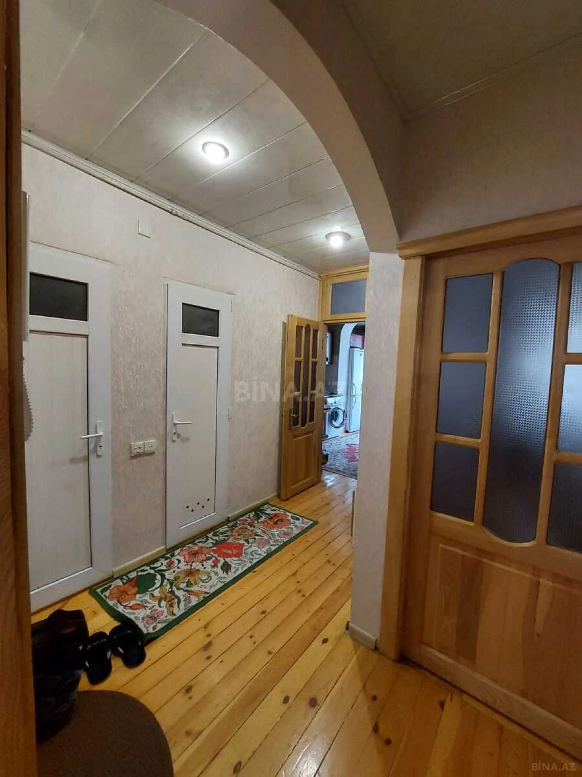 Kirayə verilir 2 otaqlı mənzil 65 m²