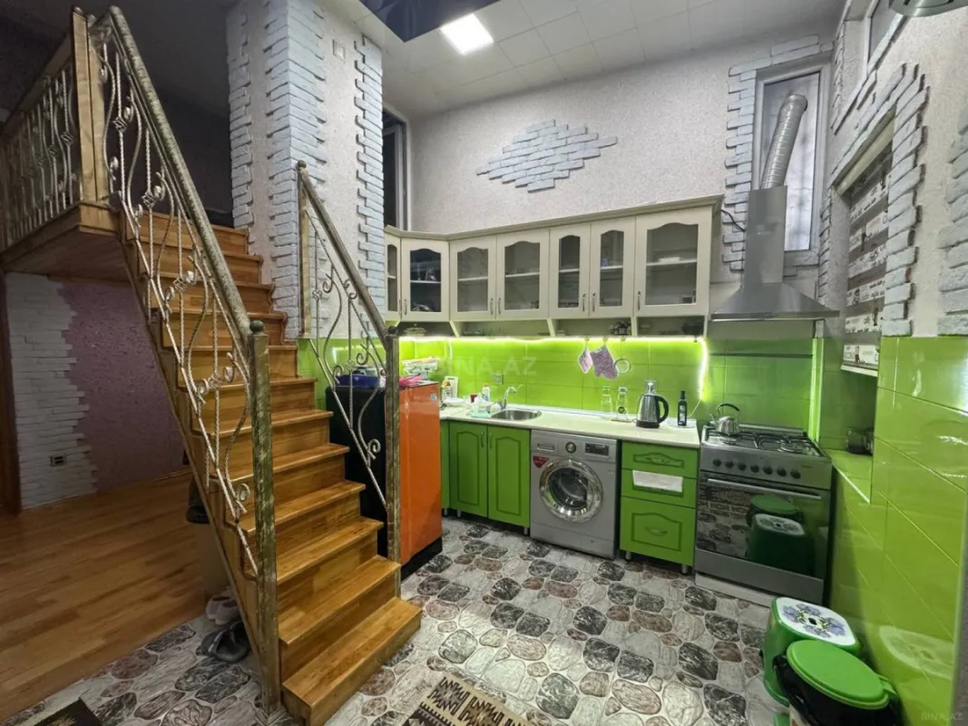 Satılır 2 otaqlı mənzil 56 m²