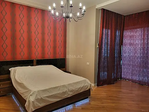 Kirayə verilir 4 otaqlı mənzil 210 m²