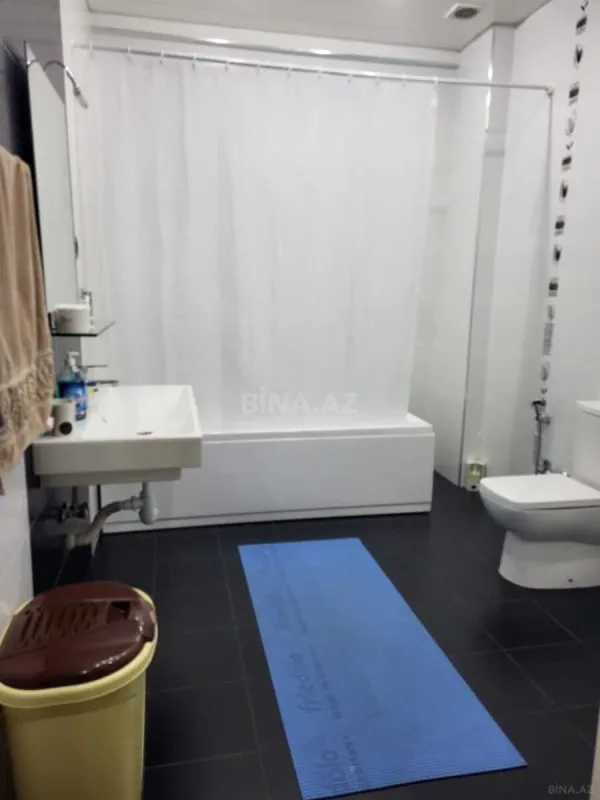 Kirayə verilir 4 otaqlı mənzil 210 m²