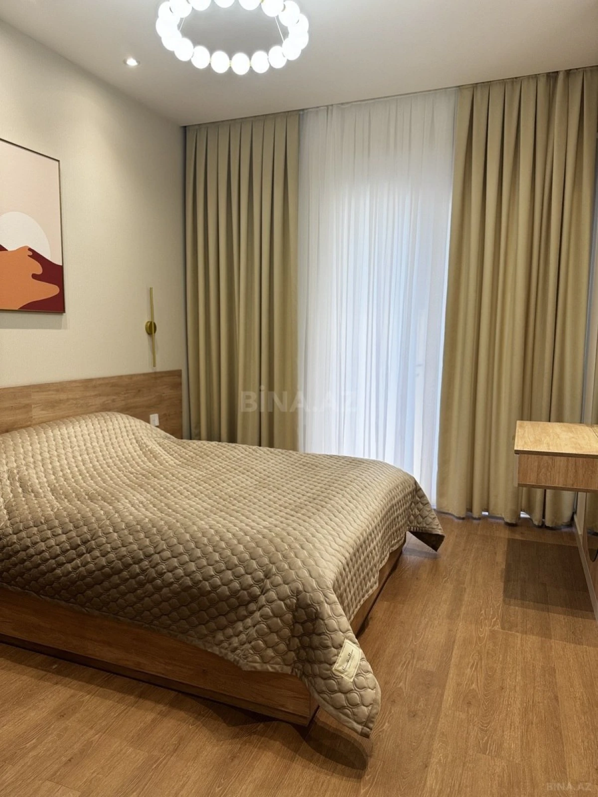 Satılır 2 otaqlı mənzil 68 m²