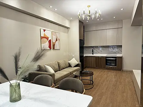 Satılır 2 otaqlı mənzil 68 m²
