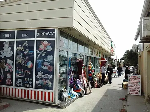 Satılır obyekt 350 m²