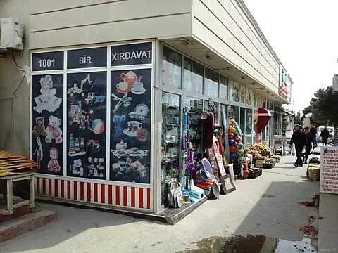 Satılır obyekt 350 m²