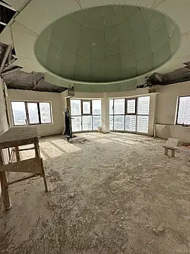 Satılır 3 otaqlı mənzil 145 m²