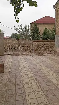 Satılır 6 otaqlı həyət evi 180 m²