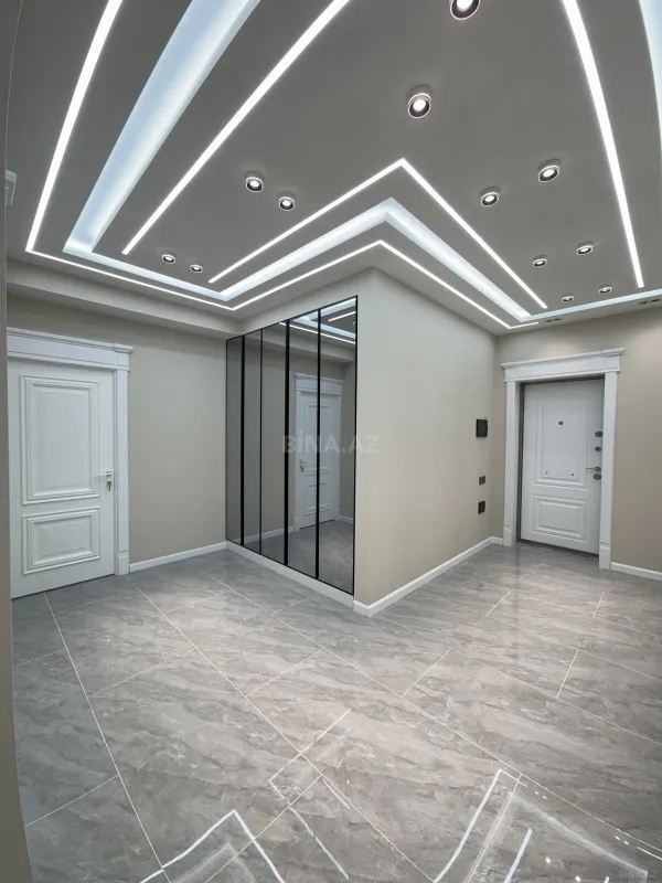 Satılır 3 otaqlı mənzil 98 m²