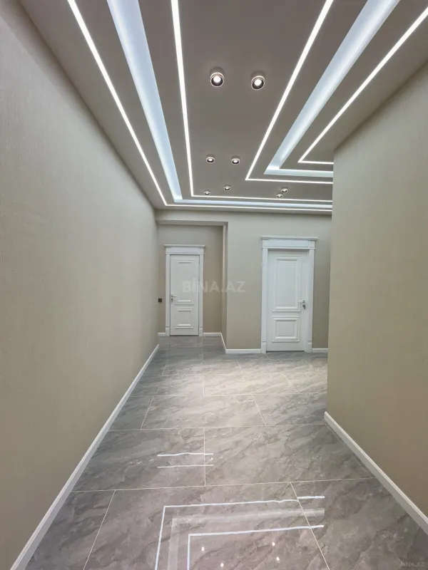 Satılır 3 otaqlı mənzil 98 m²
