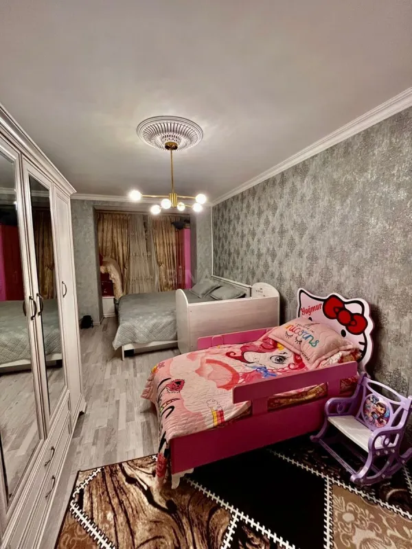 Satılır 2 otaqlı mənzil 65 m²