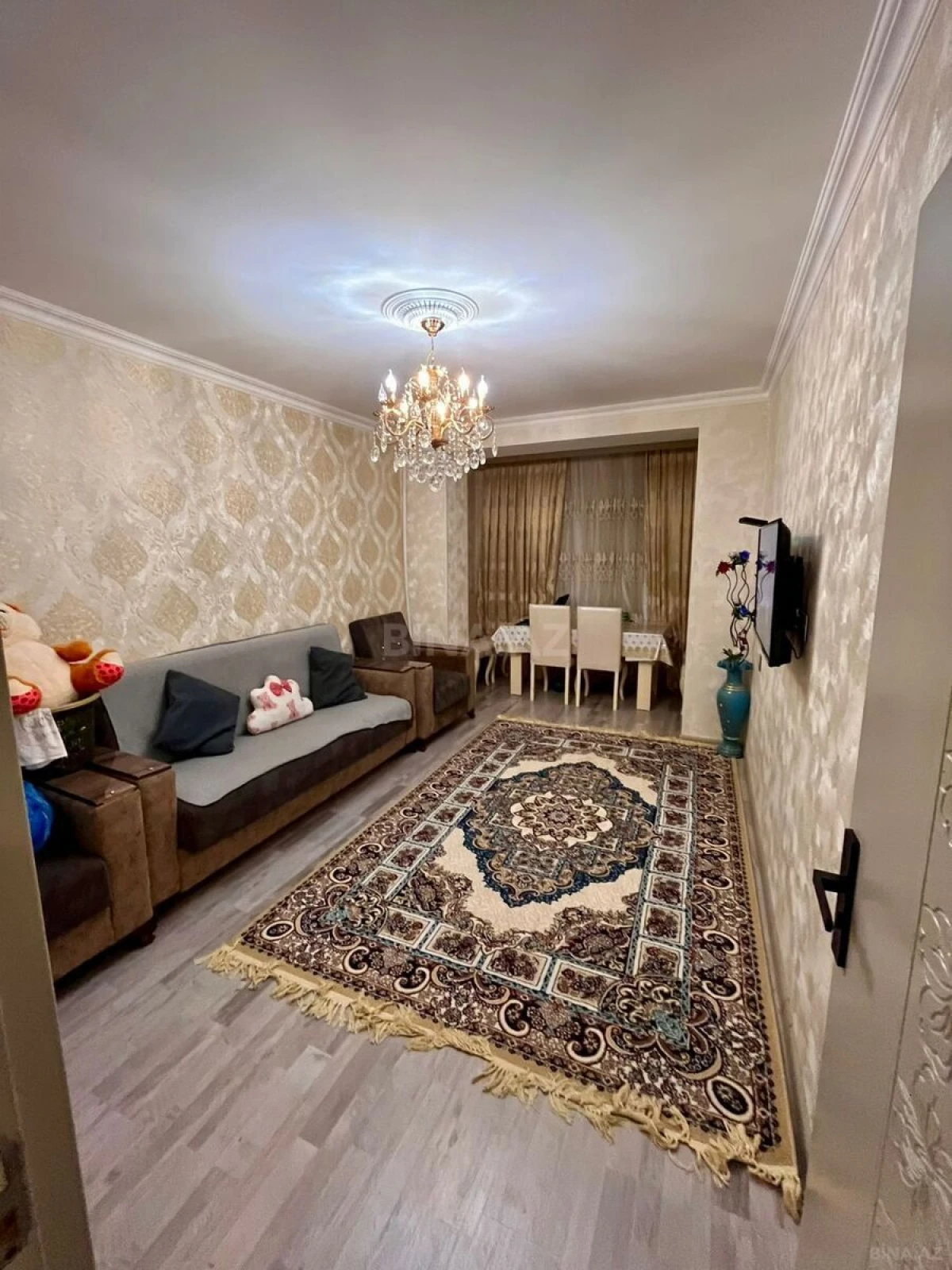 Satılır 2 otaqlı mənzil 65 m²