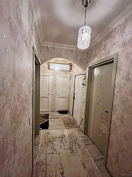 Satılır 2 otaqlı mənzil 65 m²