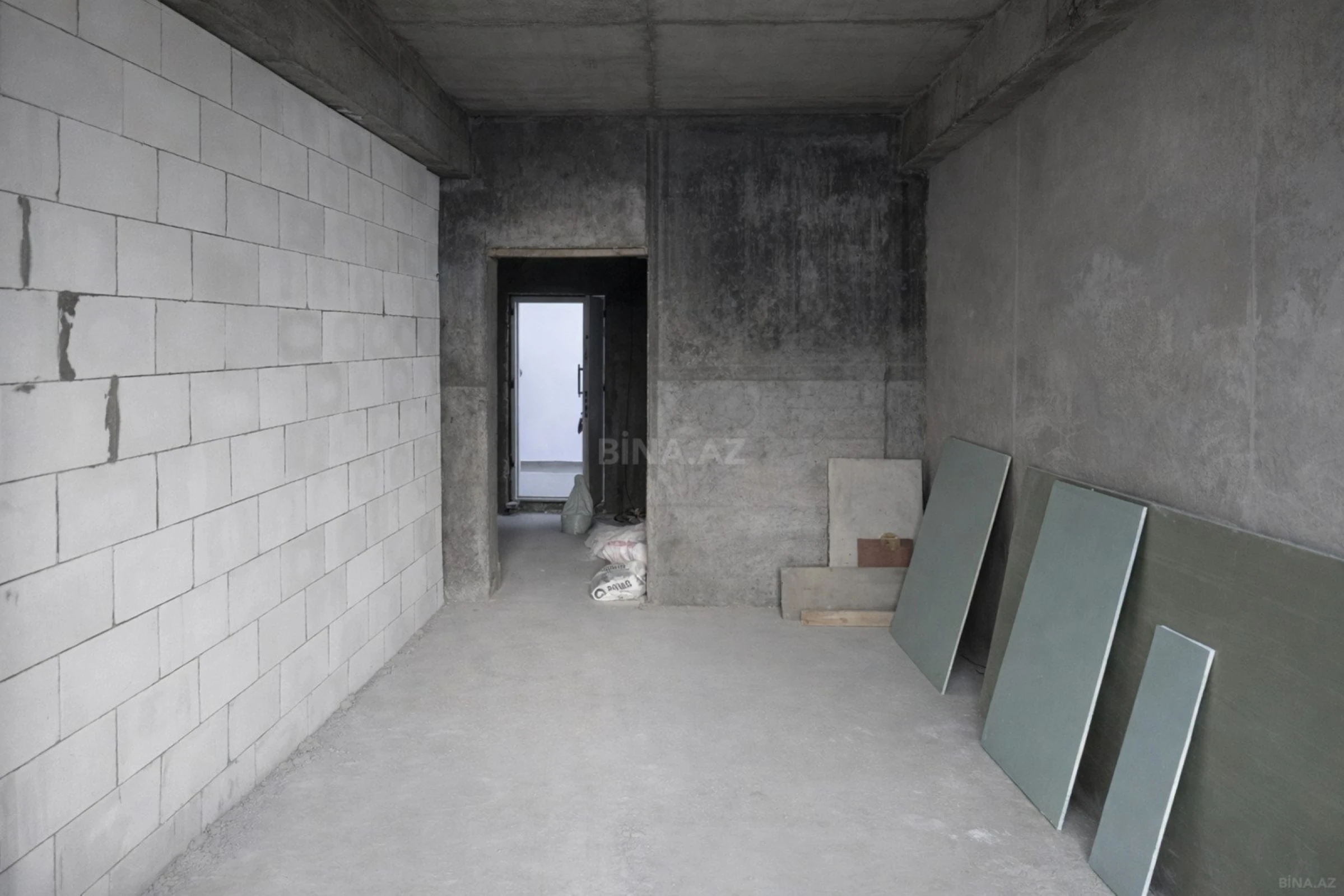 Satılır 1 otaqlı mənzil 62 m²