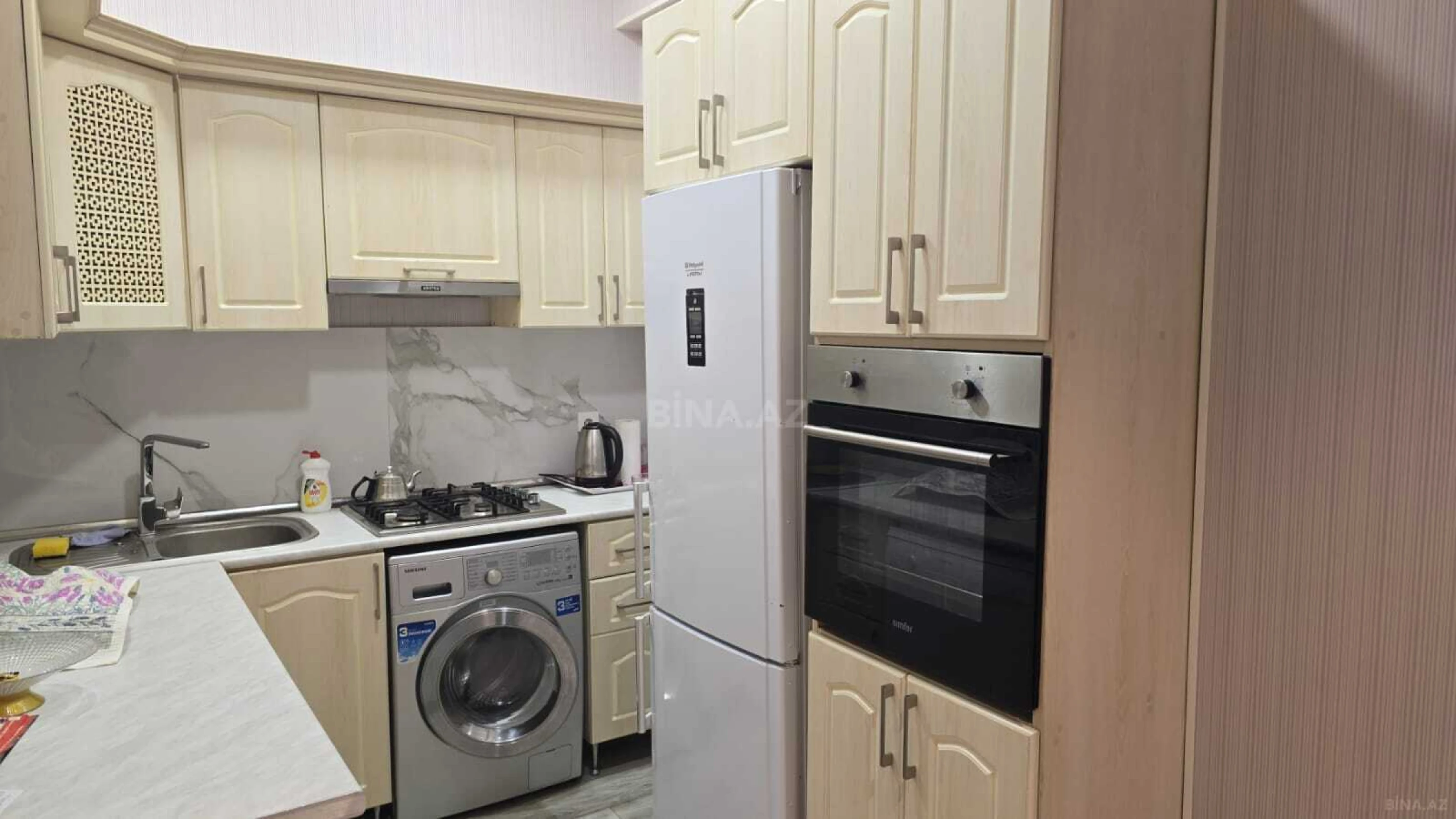 Satılır 3 otaqlı mənzil 102 m²