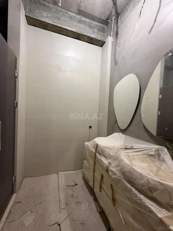 Satılır 4 otaqlı mənzil 152.8 m²