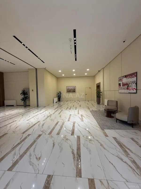 Satılır 4 otaqlı mənzil 152.8 m²