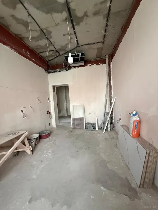 Satılır 4 otaqlı mənzil 152.8 m²