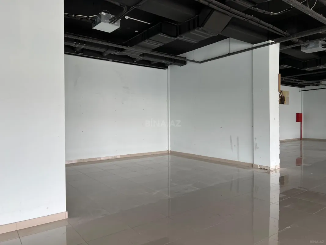 Satılır obyekt 3016.1 m²