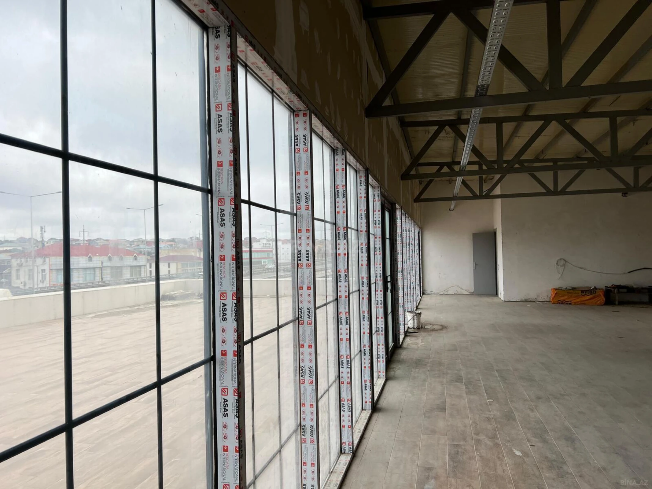 Satılır obyekt 3016.1 m²