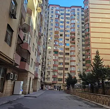 Satılır 3 otaqlı mənzil 75 m² — Bakı, İnşaatçılar 3 otaq 75.00 m²