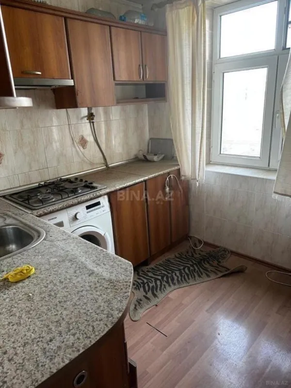 Kirayə verilir 2 otaqlı mənzil 45 m²