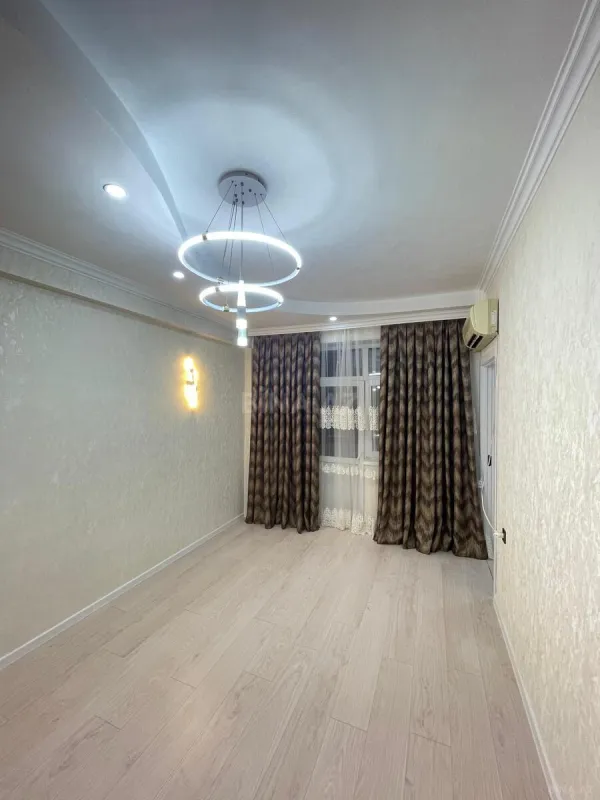Satılır 2 otaqlı mənzil 45 m²