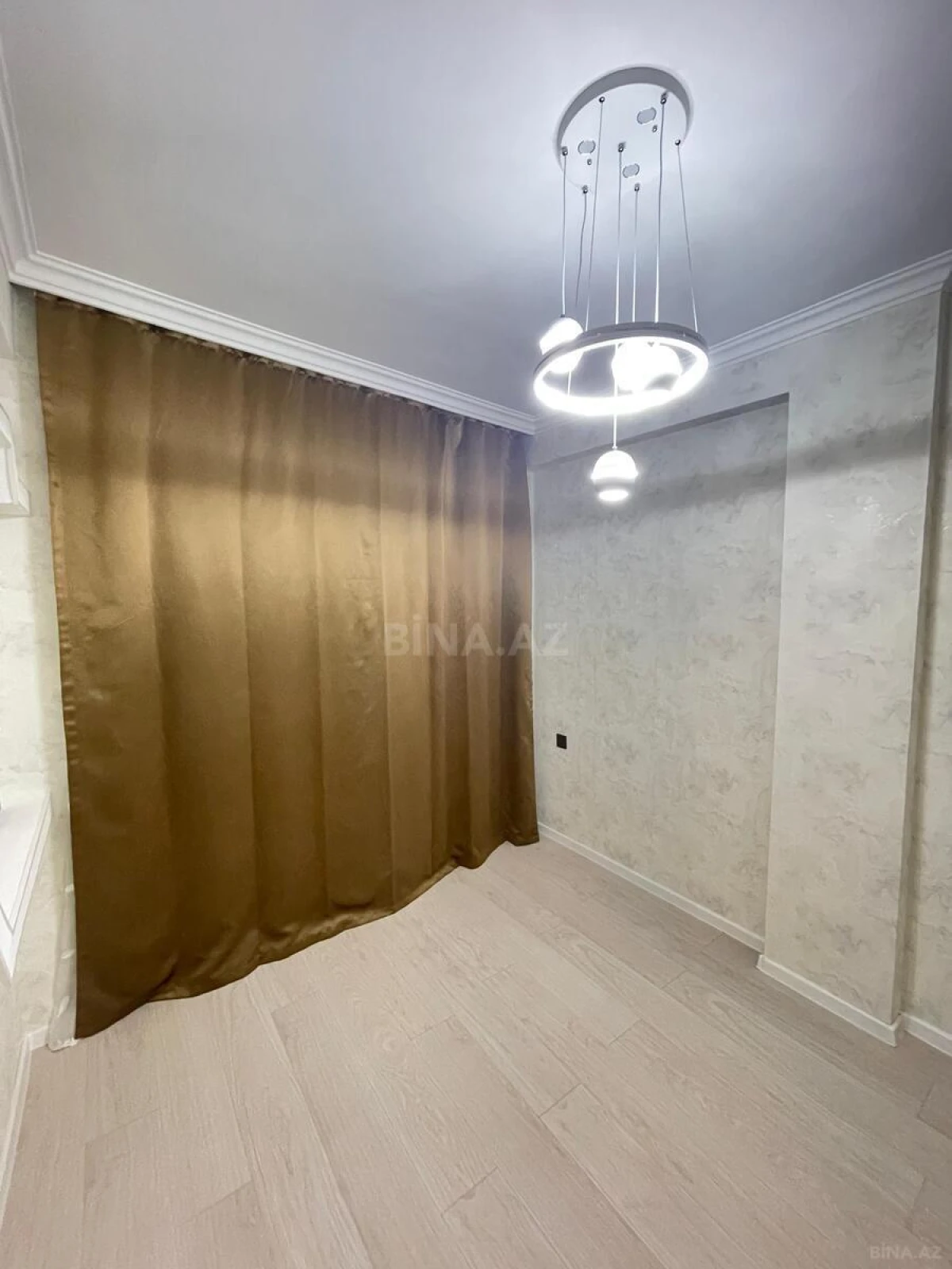 Satılır 2 otaqlı mənzil 45 m²