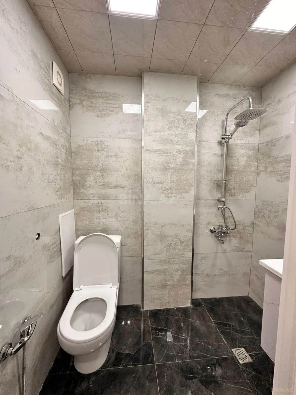 Satılır 2 otaqlı mənzil 45 m²