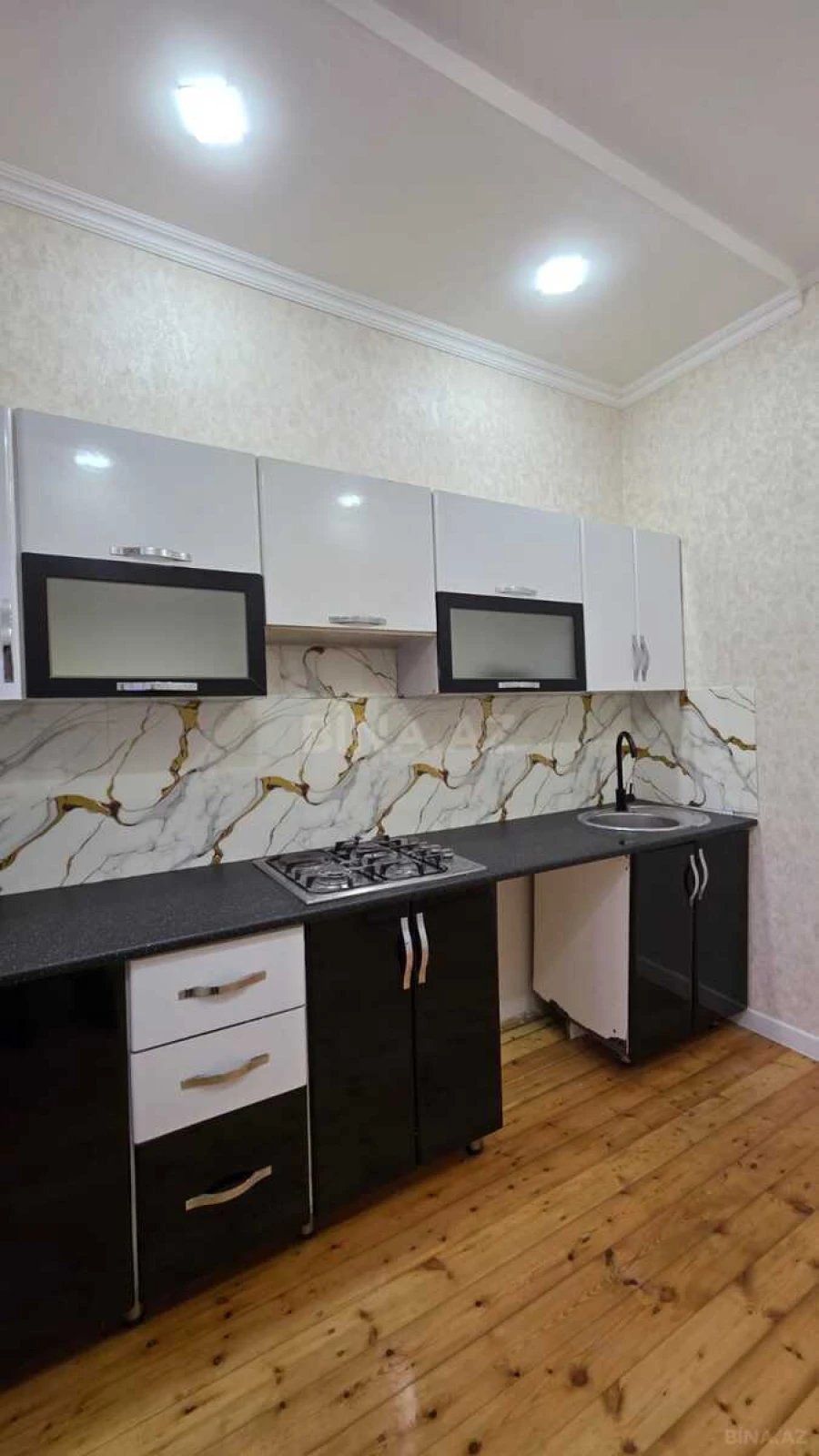 Satılır 4 otaqlı həyət evi 90 m²