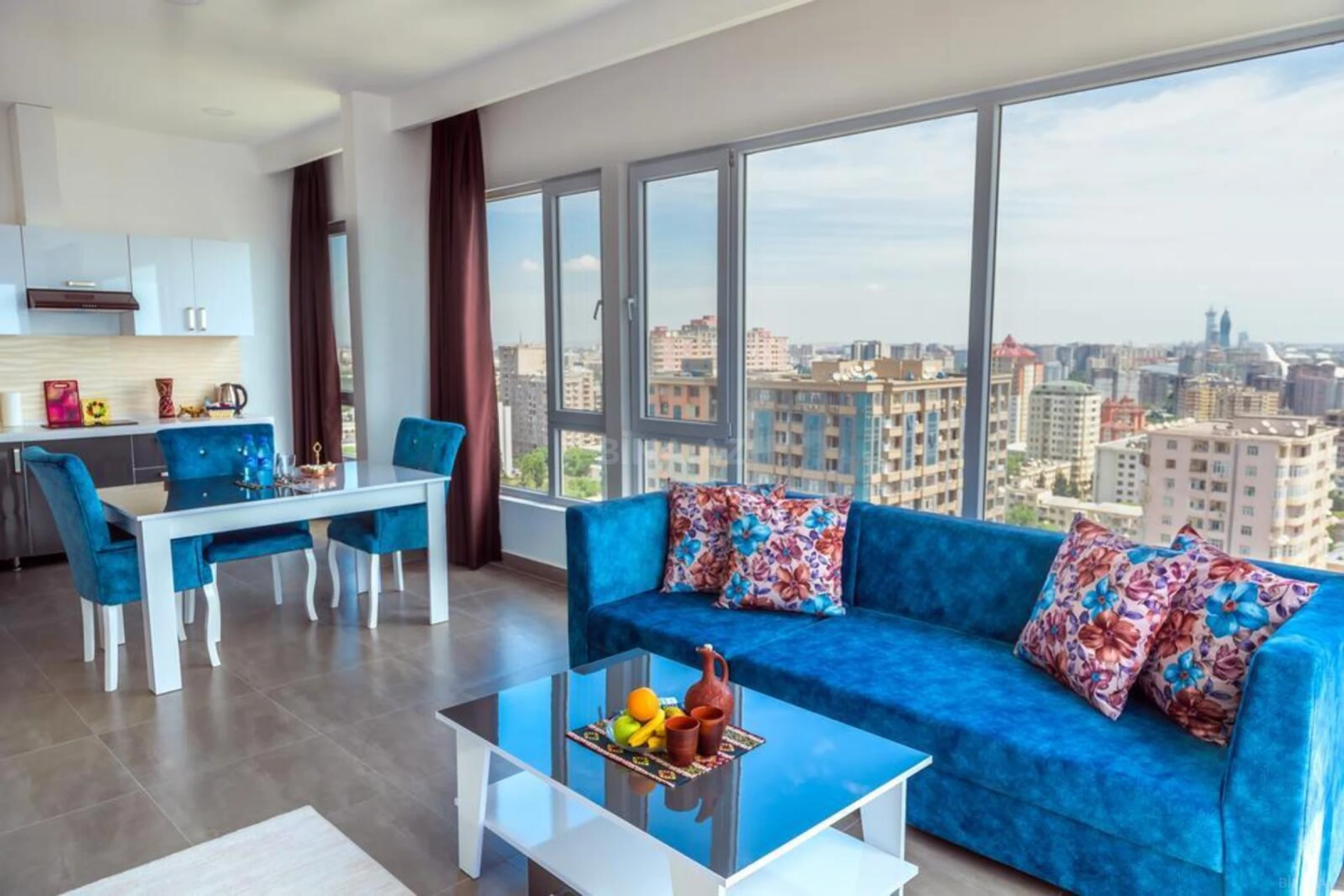 Kirayə verilir 2 otaqlı mənzil 55 m²