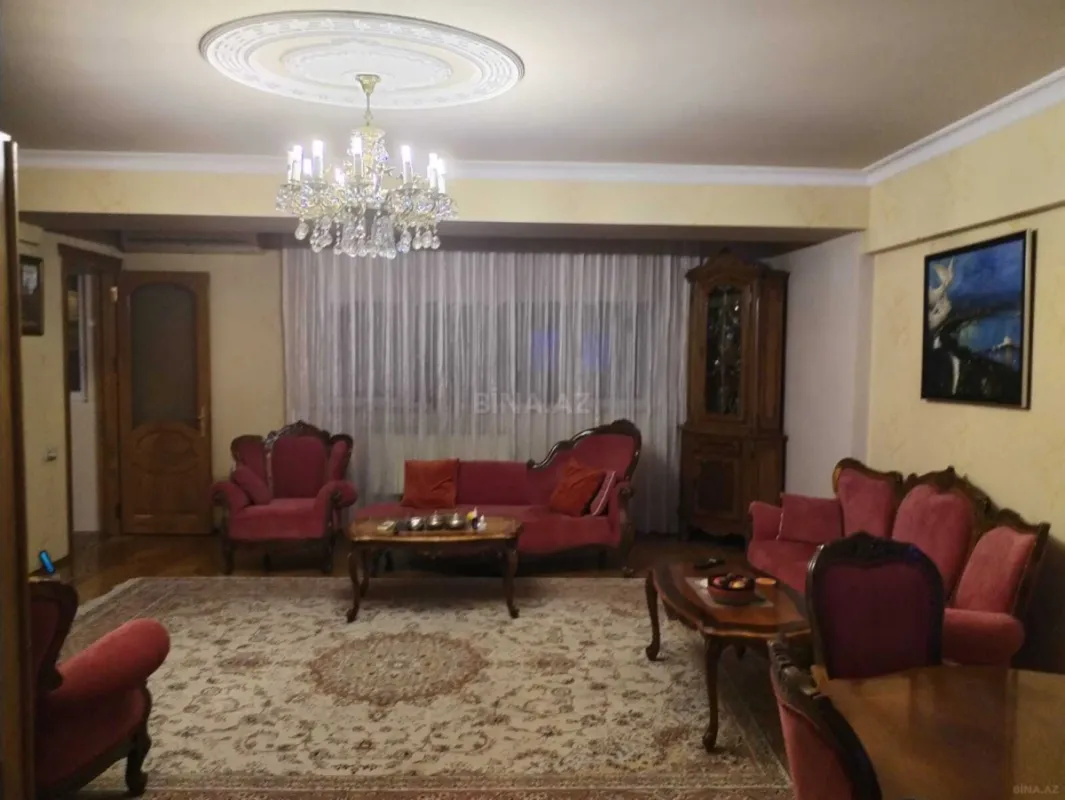 Satılır 3 otaqlı mənzil 90 m²