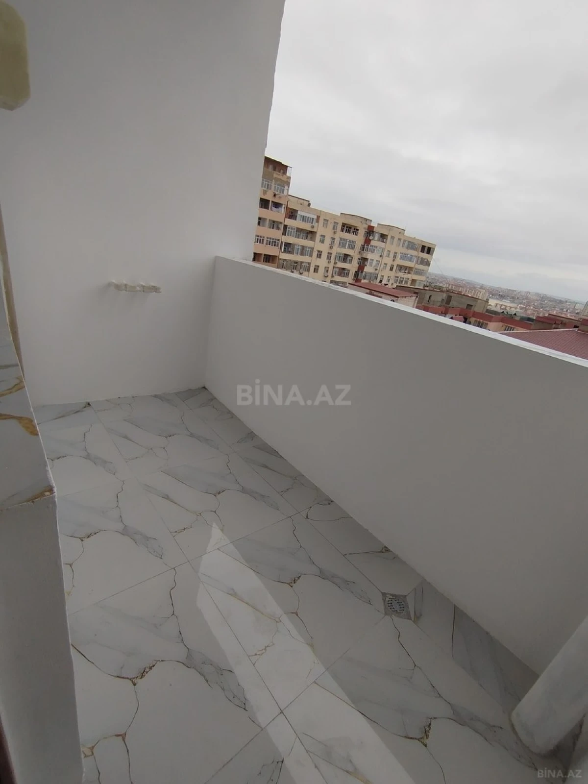 Satılır 3 otaqlı mənzil 90 m²