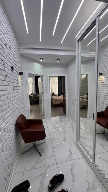 Satılır 2 otaqlı mənzil 56.1 m²