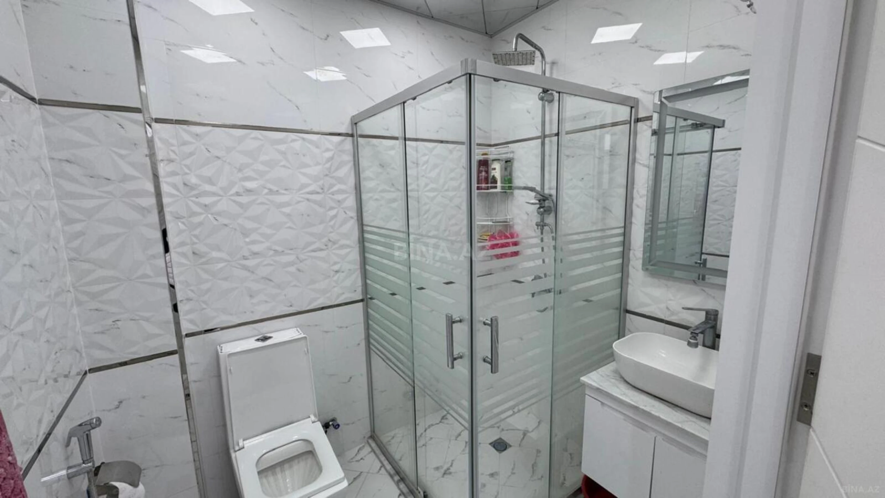 Satılır 2 otaqlı mənzil 56.1 m²