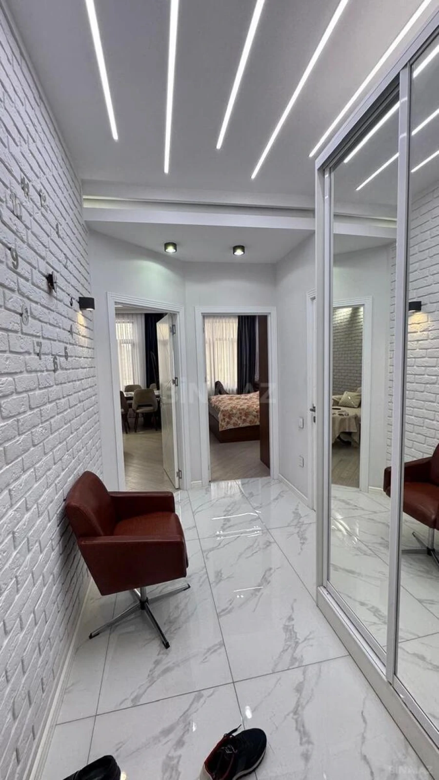 Satılır 2 otaqlı mənzil 56.1 m²