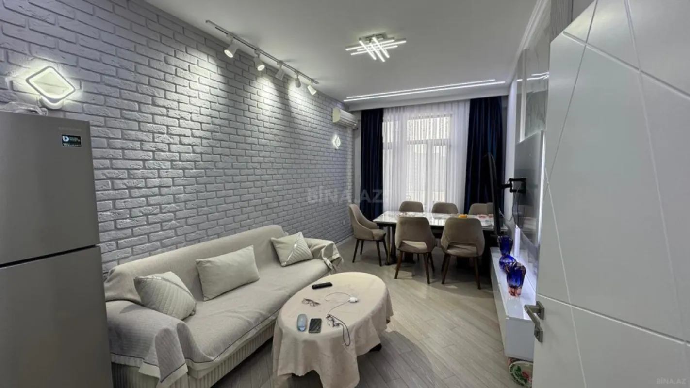 Satılır 2 otaqlı mənzil 56.1 m²