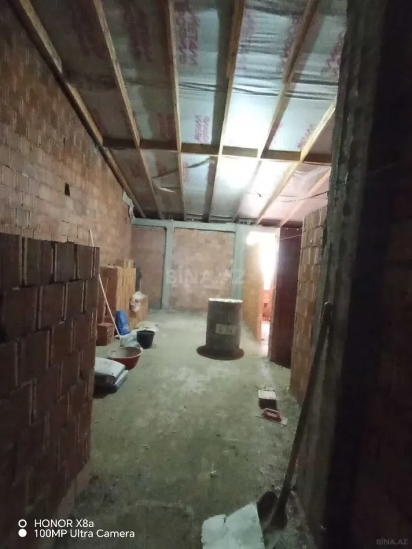 Satılır 1 otaqlı mənzil 60 m²