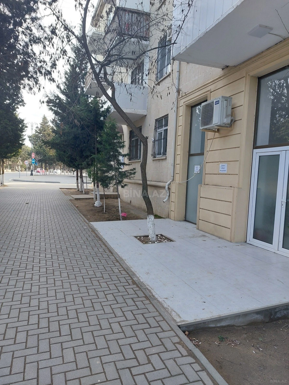 Kirayə verilir obyekt 80 m²