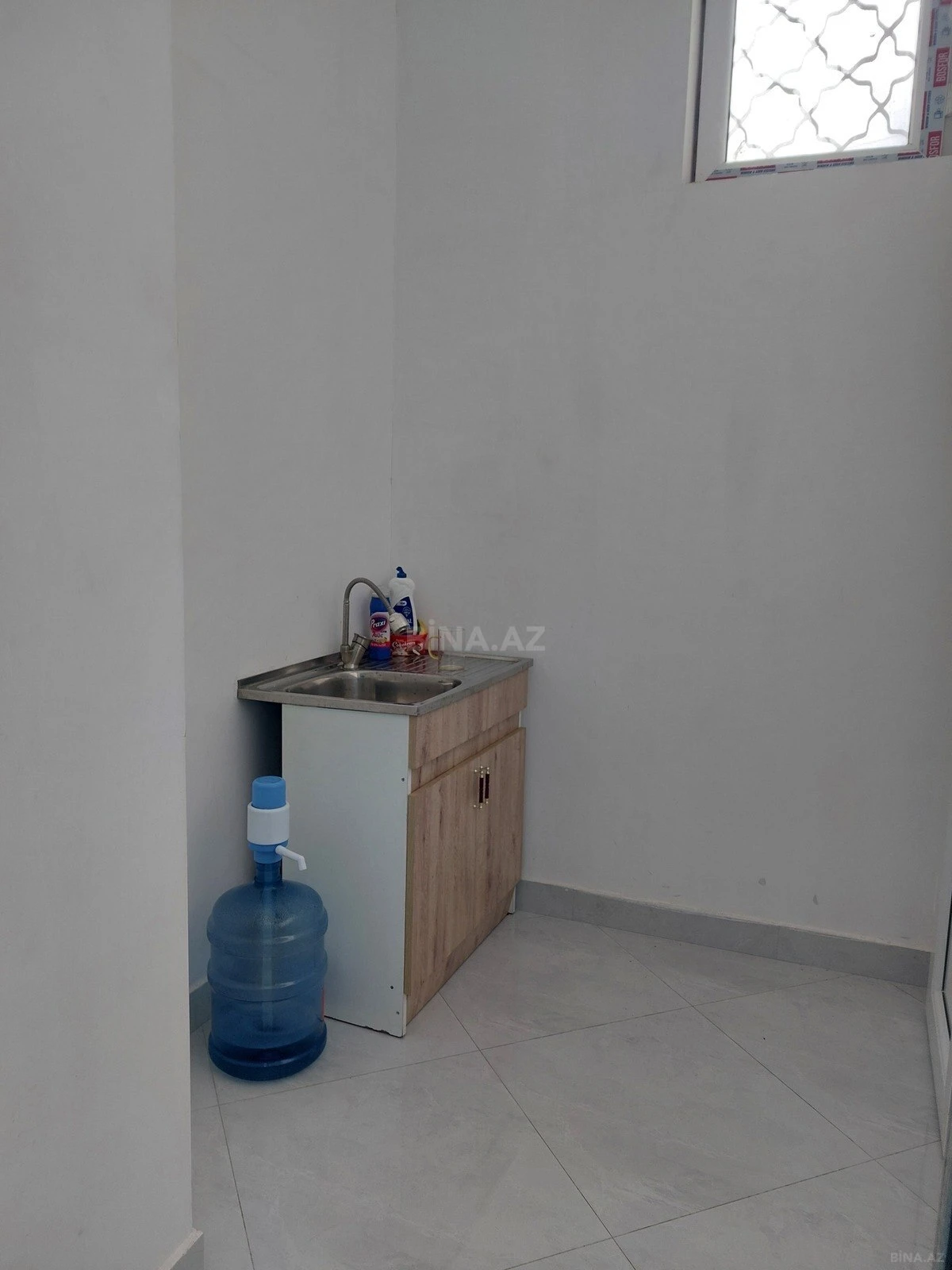 Kirayə verilir obyekt 80 m²